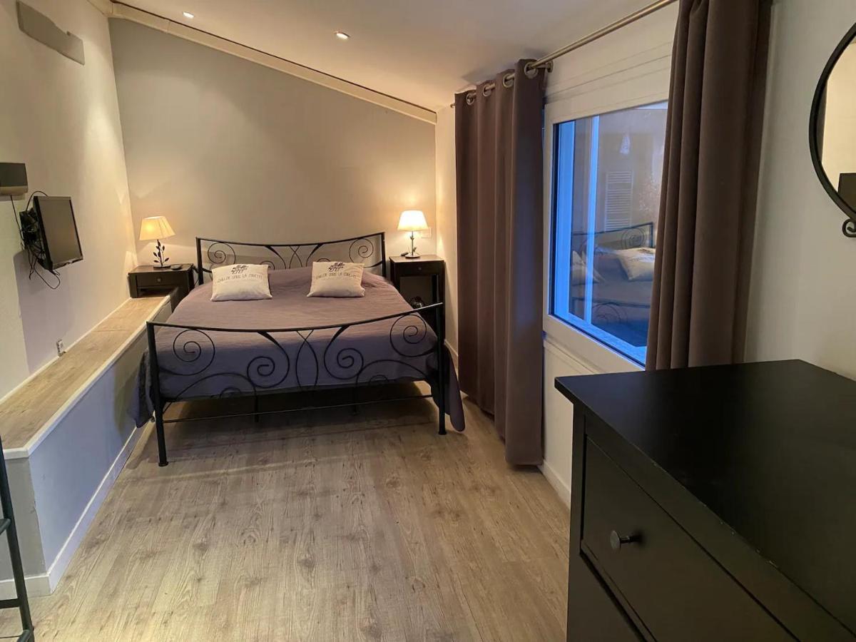 Les Gites De La Maison Lierue 蒂龙加尔代 外观 照片
